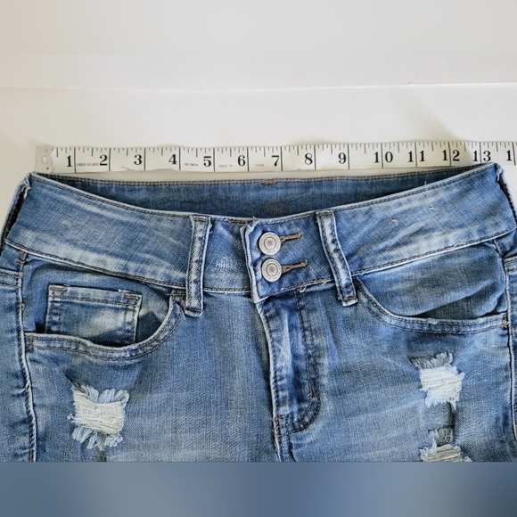 SO Light Blue Wash Midi Distressed Cuffed Jean Shorts - Picture 5 of 9